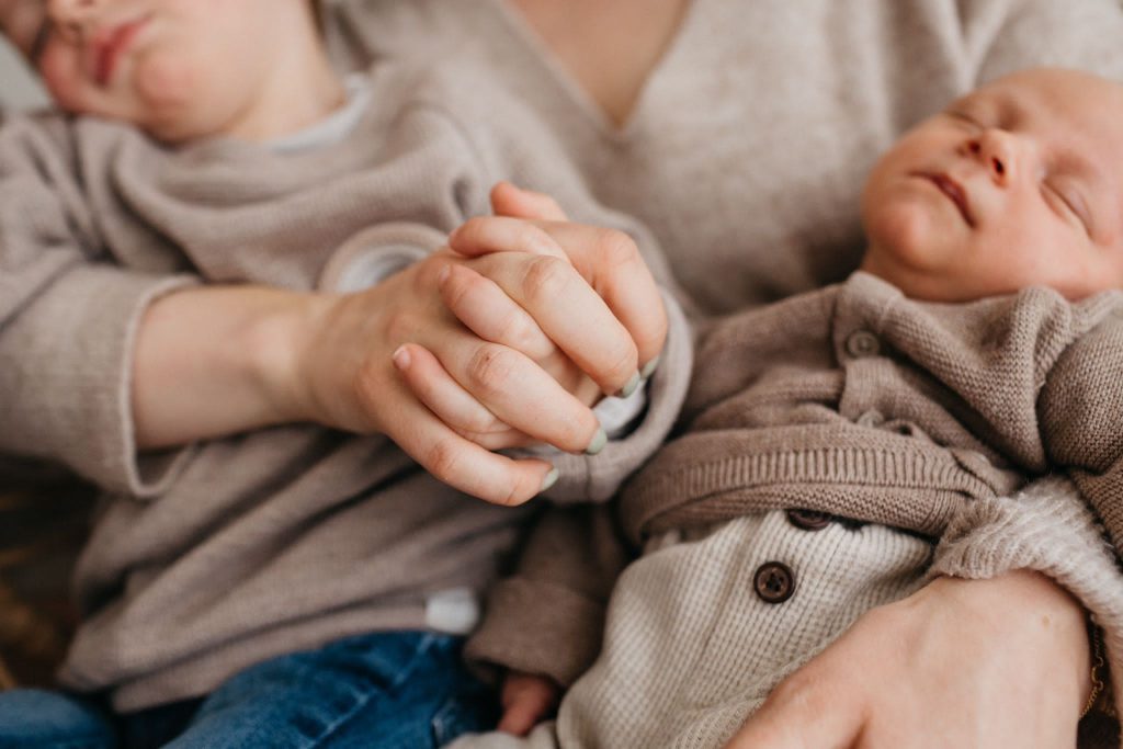 Babyshooting, Newbornshooting, Geschwisterbilder bei vavrova-photography Schlafende Kinder